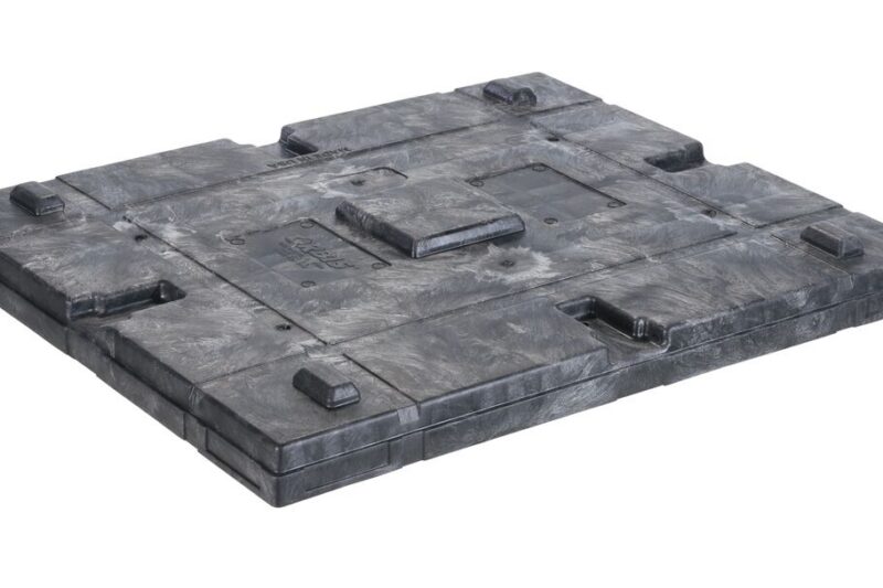 The 32 X 38 HD TOPCAP by ORBIS