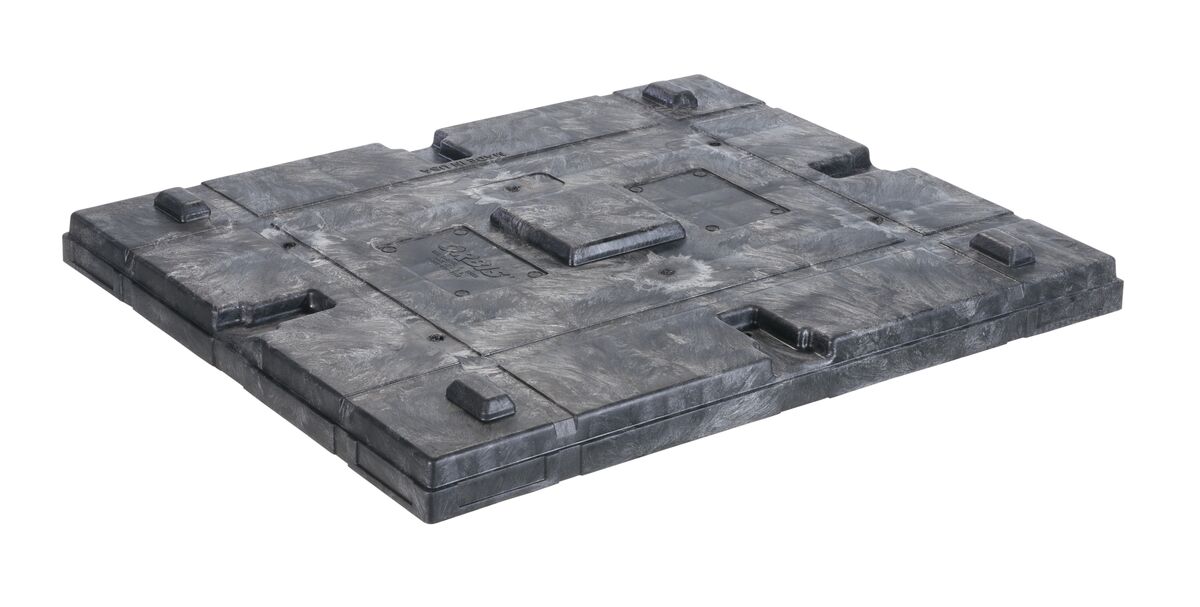 The 32 X 38 HD TOPCAP by ORBIS