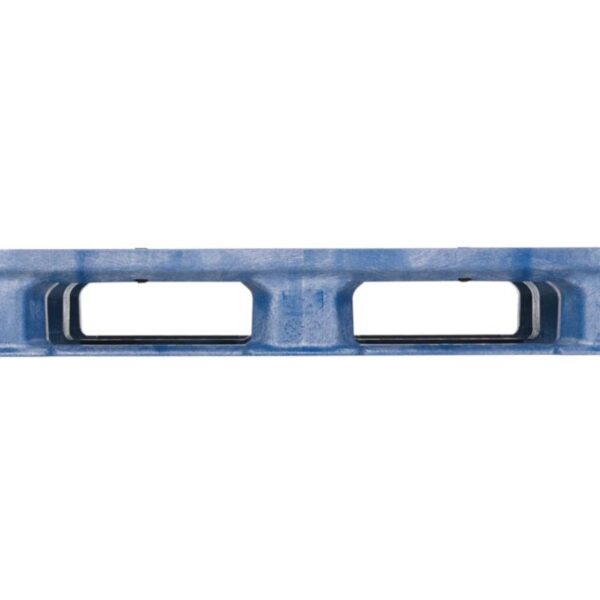 The 40 x 48 RACKO HD, a blue plastic pallet, features two rectangular openings in the center.