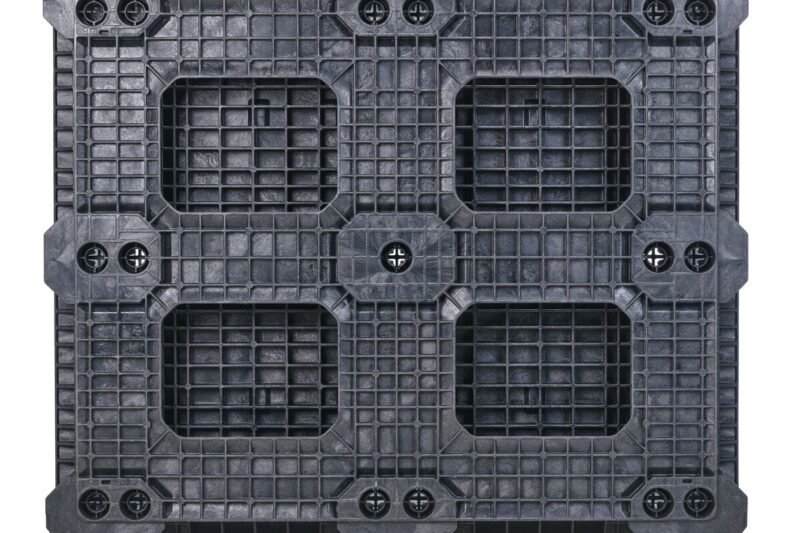 GP4048-39_BOTTOM_BLACK The GP4048-39 is a black plastic pallet featuring a grid pattern and four large square openings, shown from above on a white background.