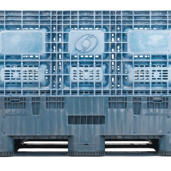 Side view of AG4048-32 plastic bulk container.